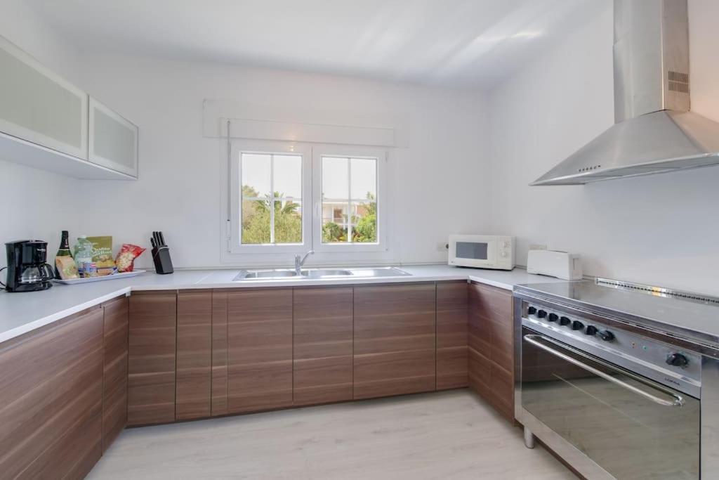 Сasa de vacaciones Moderne Villa, Pool+meerblick,schnelles Wifi,klima *